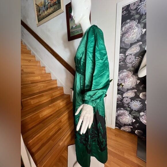 Anthropologie  Nikasha Embroidered Satin Dress/ size M - Picture 7 of 10